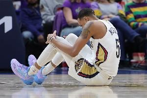 跟腱撕裂！Shams：德章泰-穆雷恢复进展良好 预计新年过后复出