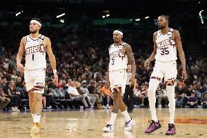 布克谈失败的太阳三巨头：这是我职业生涯中最艰难的2年