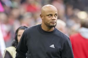 14连胜超米兰创五大联赛历史最佳开局！孔帕尼：不太关注这些纪录