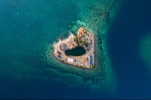 雷吉·布洛克有个属于自己的两公顷小岛：豪宅+球场+无敌海景